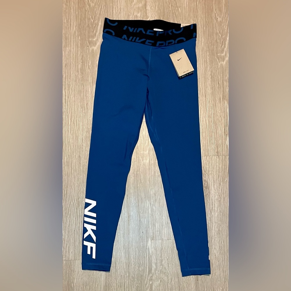 NWT NIKE PRO DRY FIT LEGGINGS MEDIUM